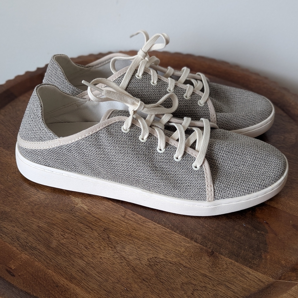 OluKai Pehuea Li Womens Size 9.5 Tapa White Sand Casual Sneakers 20379 NEW
